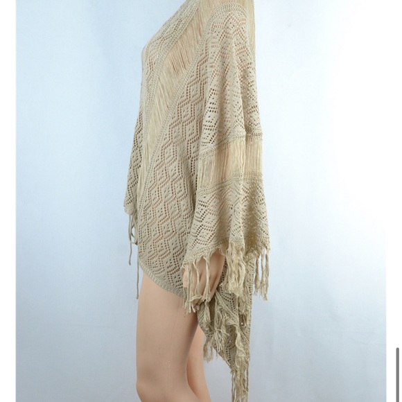 SOLD OUT CLEARANCE Khaki Boho Fringe Crochet Knit One Size Top - Picture 6 of 7
